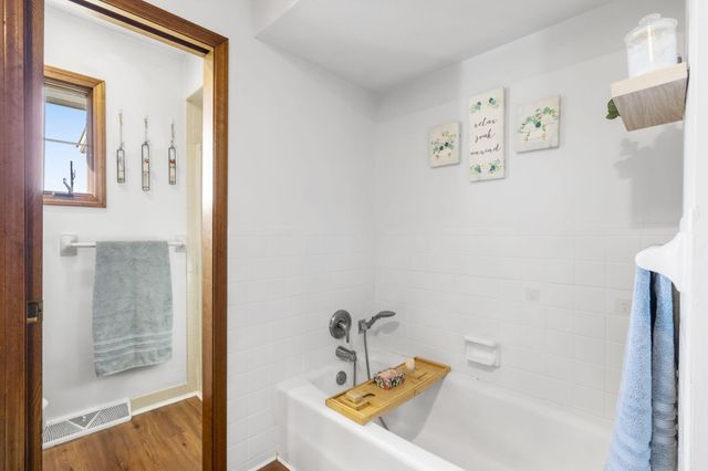 3259 W Farm Rd 60, Springfield, MO 65803