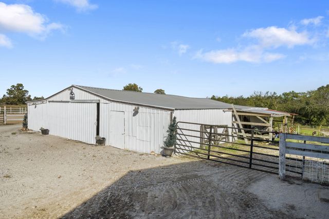 3259 W Farm Rd 60, Springfield, MO 65803