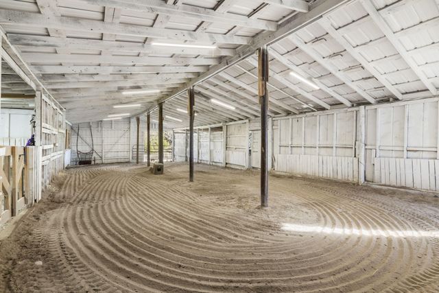 3259 W Farm Rd 60, Springfield, MO 65803