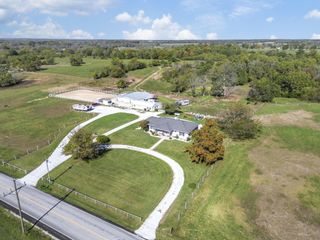 3259 W Farm Rd 60, Springfield, MO 65803