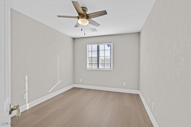 6486 Robusta Court, Las Vegas, NV 89141