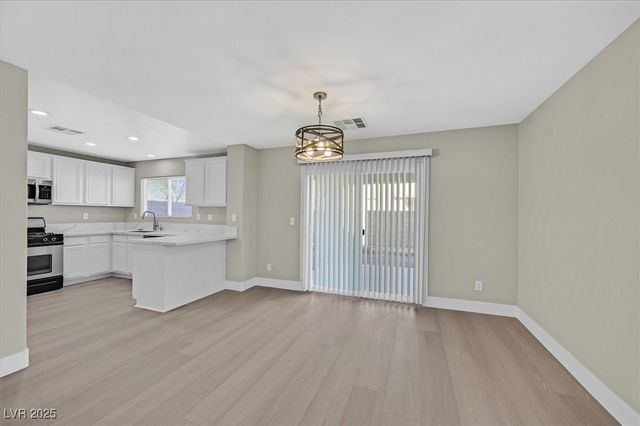 6486 Robusta Court, Las Vegas, NV 89141