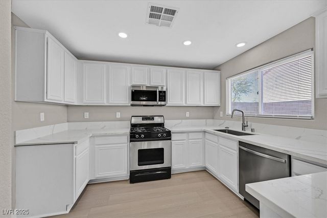 6486 Robusta Court, Las Vegas, NV 89141