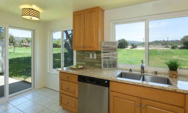 44159 Village 44, Camarillo, CA 93012