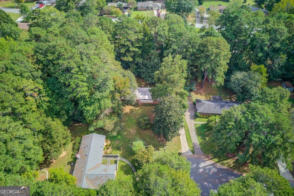 4464 Francis Court SW, Lilburn, GA 30047 — photo 4