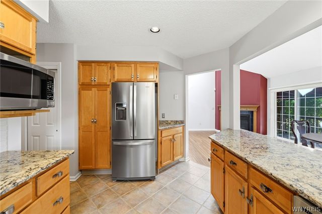 2850 Amsdell Road 21, Hamburg, NY 14075
