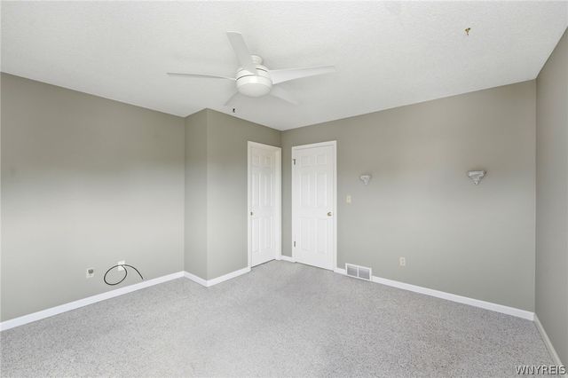 2850 Amsdell Road 21, Hamburg, NY 14075