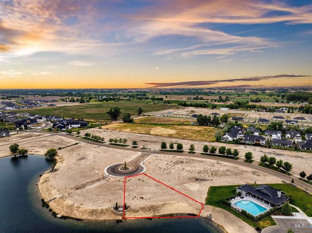 21544 Lake Fork Pt, Star, ID 83669