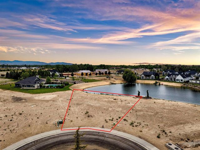 21544 Lake Fork Pt, Star, ID 83669