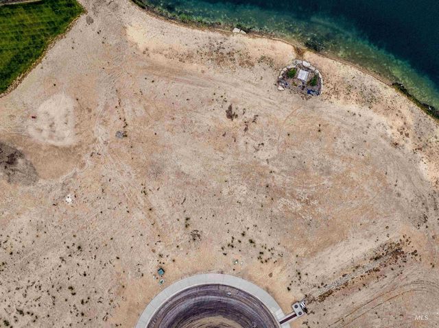 21544 Lake Fork Pt, Star, ID 83669
