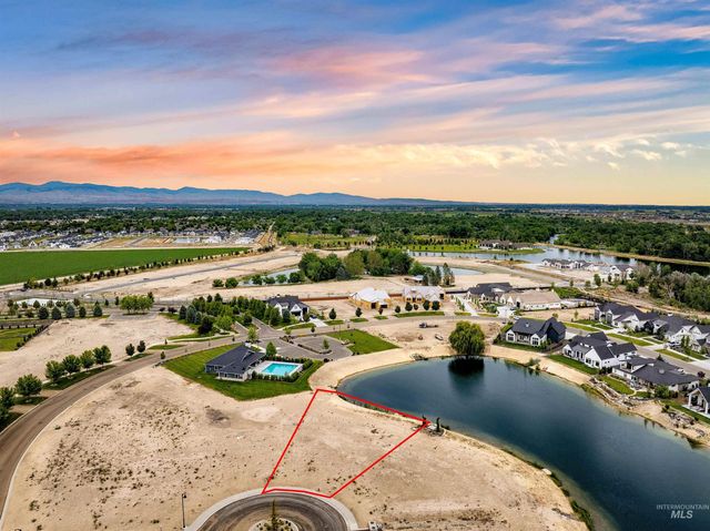 21544 Lake Fork Pt, Star, ID 83669