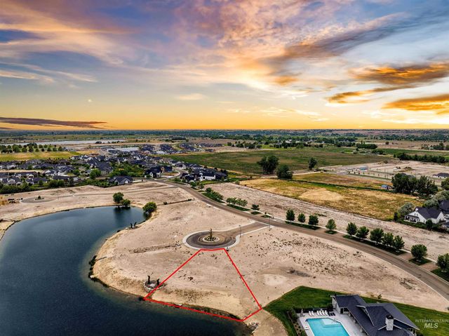 21544 Lake Fork Pt, Star, ID 83669