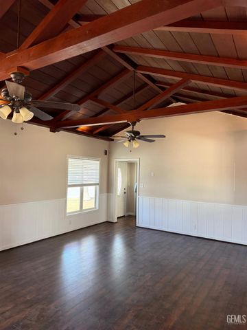 710 Cantleberry Lane, Bakersfield, CA 93304