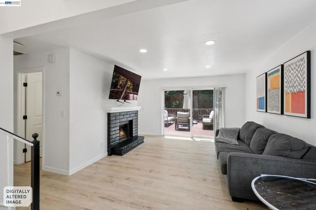 1200 Shaddick Dr, Antioch, CA 94509