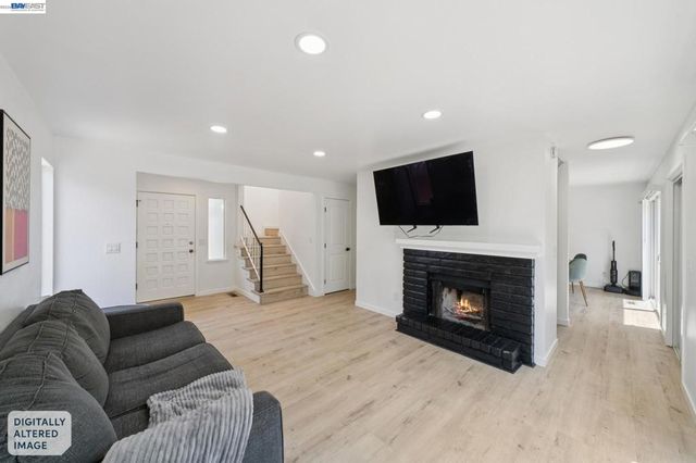 1200 Shaddick Dr, Antioch, CA 94509
