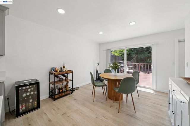 1200 Shaddick Dr, Antioch, CA 94509