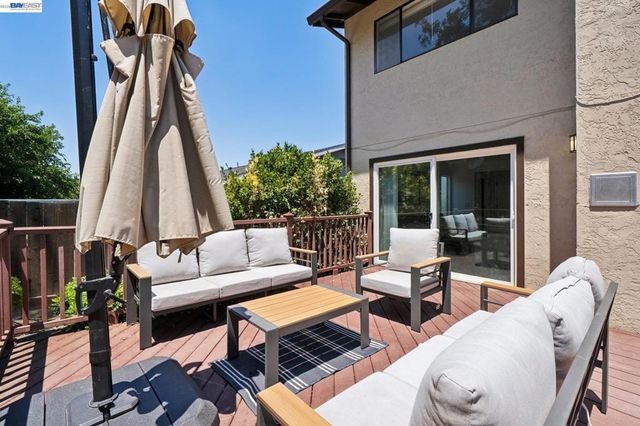 1200 Shaddick Dr, Antioch, CA 94509