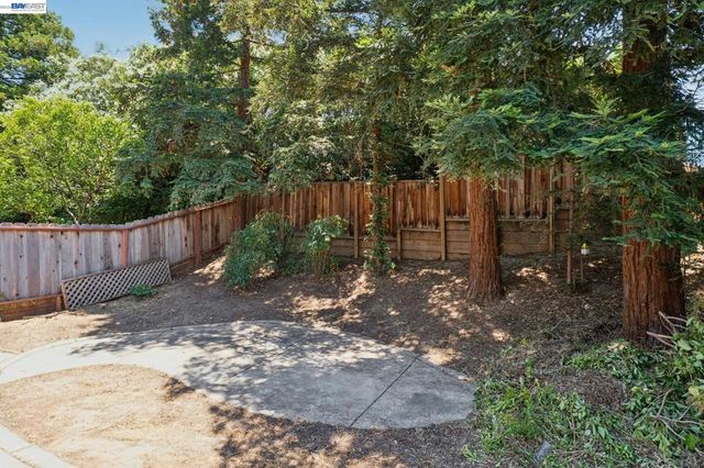 1200 Shaddick Dr, Antioch, CA 94509