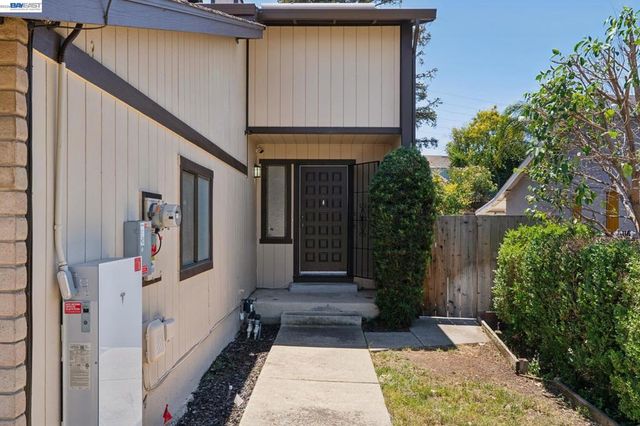 1200 Shaddick Dr, Antioch, CA 94509