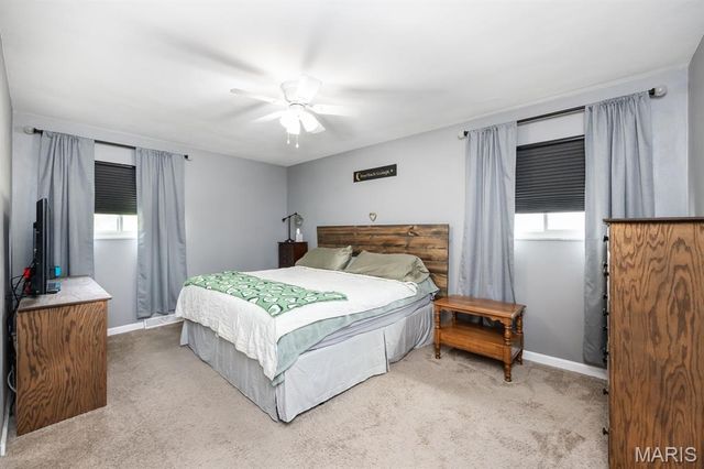 4703 Dadrian Drive, Godfrey, IL 62035