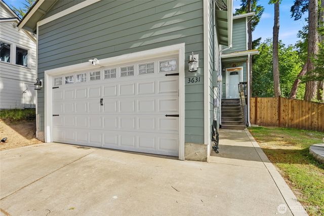 3631 W F Street, Bremerton, WA 98312