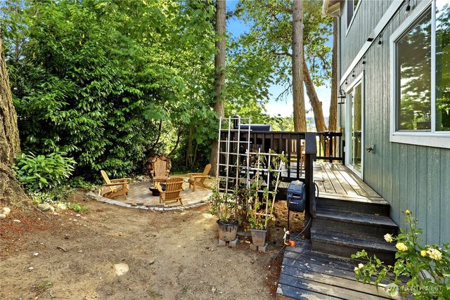 3631 W F Street, Bremerton, WA 98312