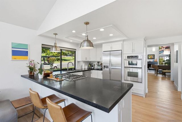 633 Camino Ynez, Solana Beach, CA 92075