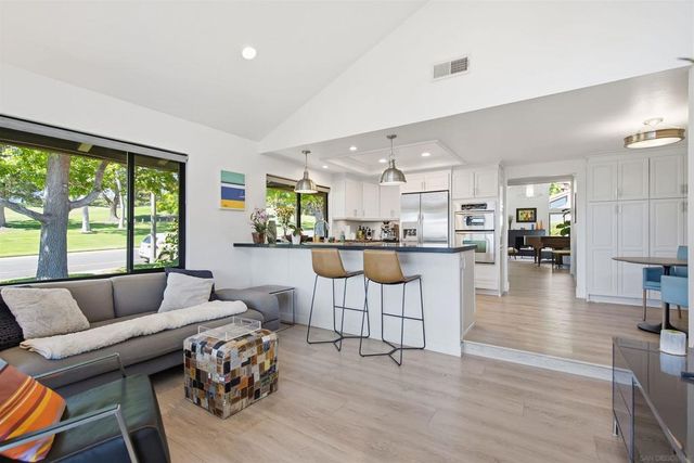 633 Camino Ynez, Solana Beach, CA 92075