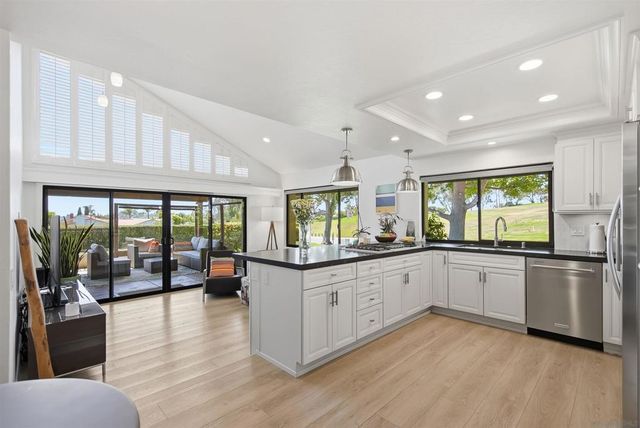 633 Camino Ynez, Solana Beach, CA 92075