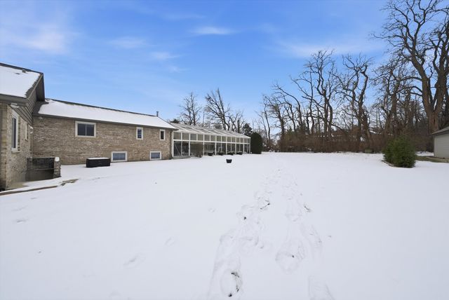 16754 Pineview Drive, Homer Glen, IL 60491