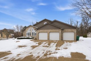 16754 Pineview Drive, Homer Glen, IL 60491