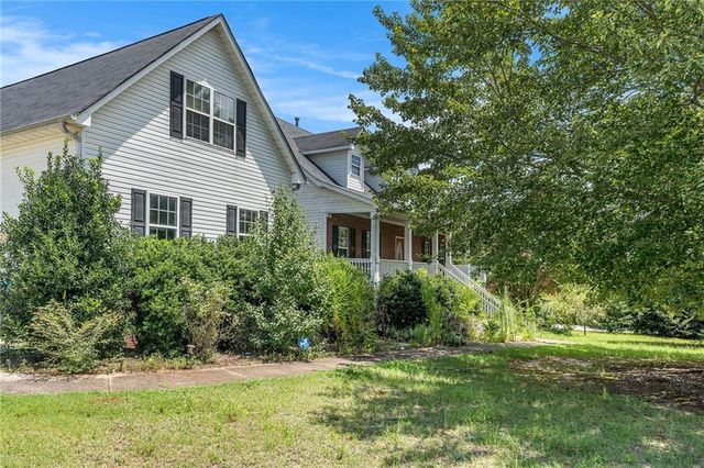 284 Valley Way, Hampton, GA 30228