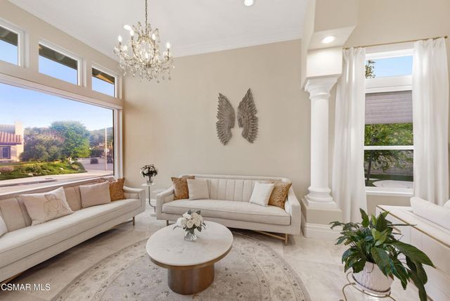 2605 Grandoaks Drive, Westlake Village, CA 91361