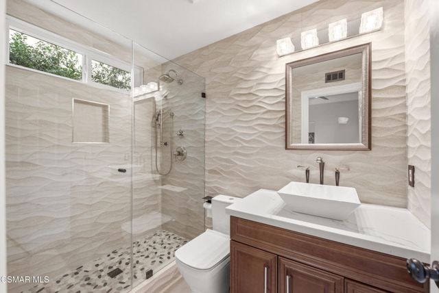 2605 Grandoaks Drive, Westlake Village, CA 91361