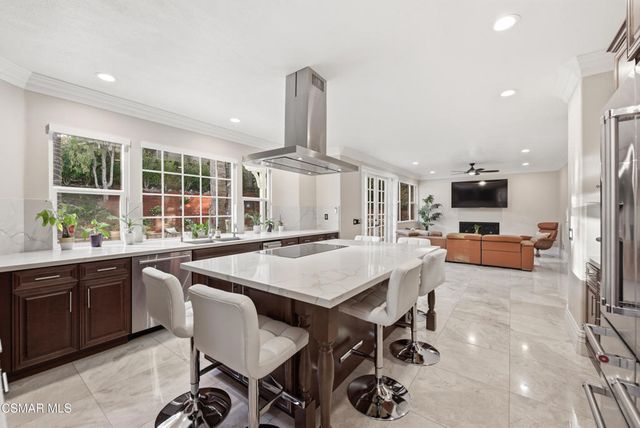 2605 Grandoaks Drive, Westlake Village, CA 91361