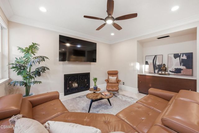 2605 Grandoaks Drive, Westlake Village, CA 91361