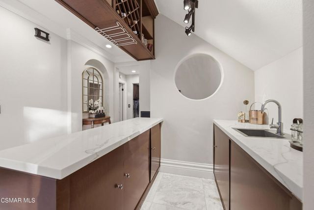 2605 Grandoaks Drive, Westlake Village, CA 91361