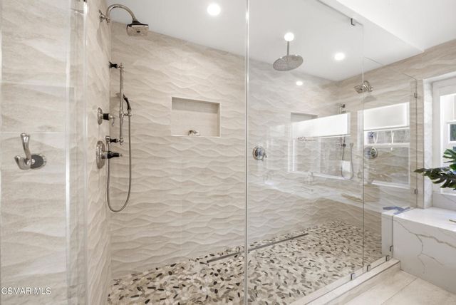 2605 Grandoaks Drive, Westlake Village, CA 91361