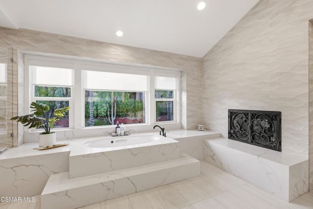 2605 Grandoaks Drive, Westlake Village, CA 91361