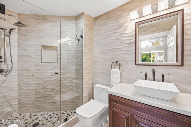 2605 Grandoaks Drive, Westlake Village, CA 91361