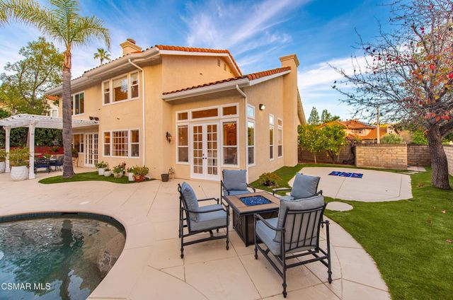 2605 Grandoaks Drive, Westlake Village, CA 91361