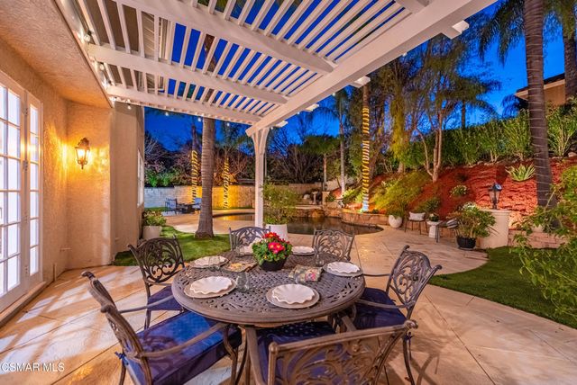 2605 Grandoaks Drive, Westlake Village, CA 91361