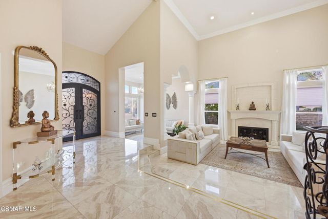 2605 Grandoaks Drive, Westlake Village, CA 91361