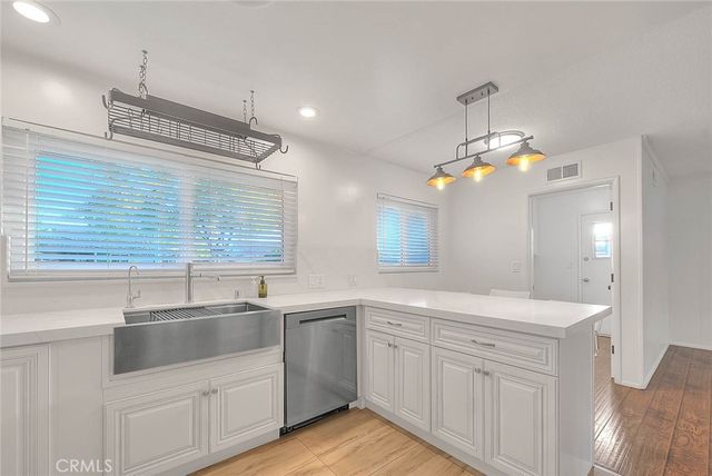 739 E Navilla, Covina, CA 91723