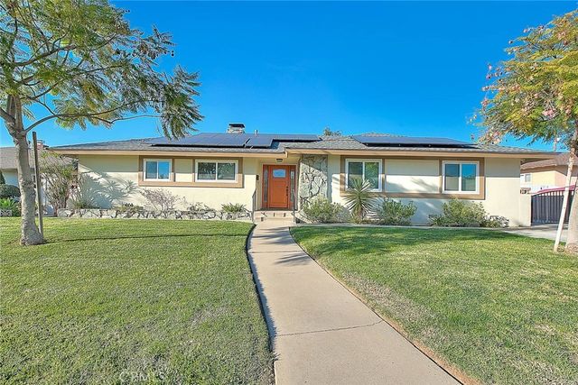 739 E Navilla, Covina, CA 91723
