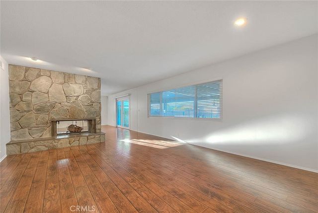 739 E Navilla, Covina, CA 91723