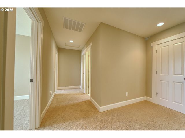 52831 Nw FIVE PEAK Ter, Scappoose, OR 97056