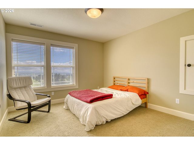 52831 Nw FIVE PEAK Ter, Scappoose, OR 97056