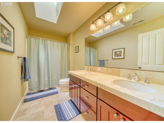 52831 Nw FIVE PEAK Ter, Scappoose, OR 97056