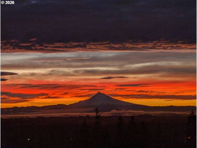 52831 Nw FIVE PEAK Ter, Scappoose, OR 97056